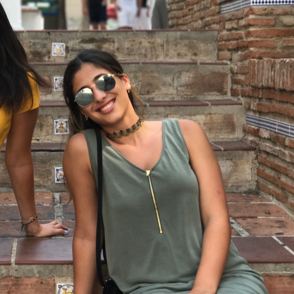 Meet your Posher, Rayya